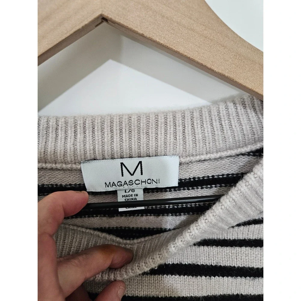 Magaschoni Womens Striped Knit Sweater Gold Shoulder Buttons‎ Beige Black L/G